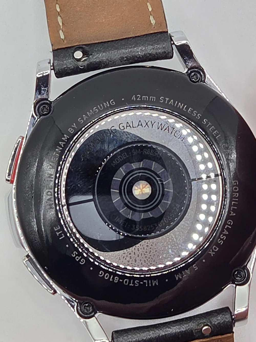Samsung Galaxy Watch4 Classic 42mm LTE AT&T (SM-R885U)
